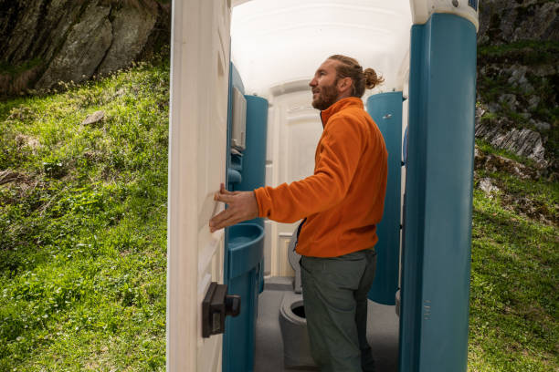 Best Porta potty rental for parties  in Country Clu, CA