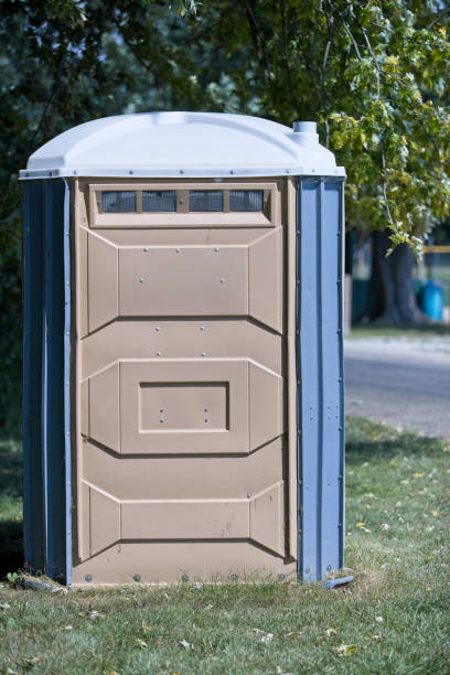 Best Portable restroom trailer rental  in Country Clu, CA